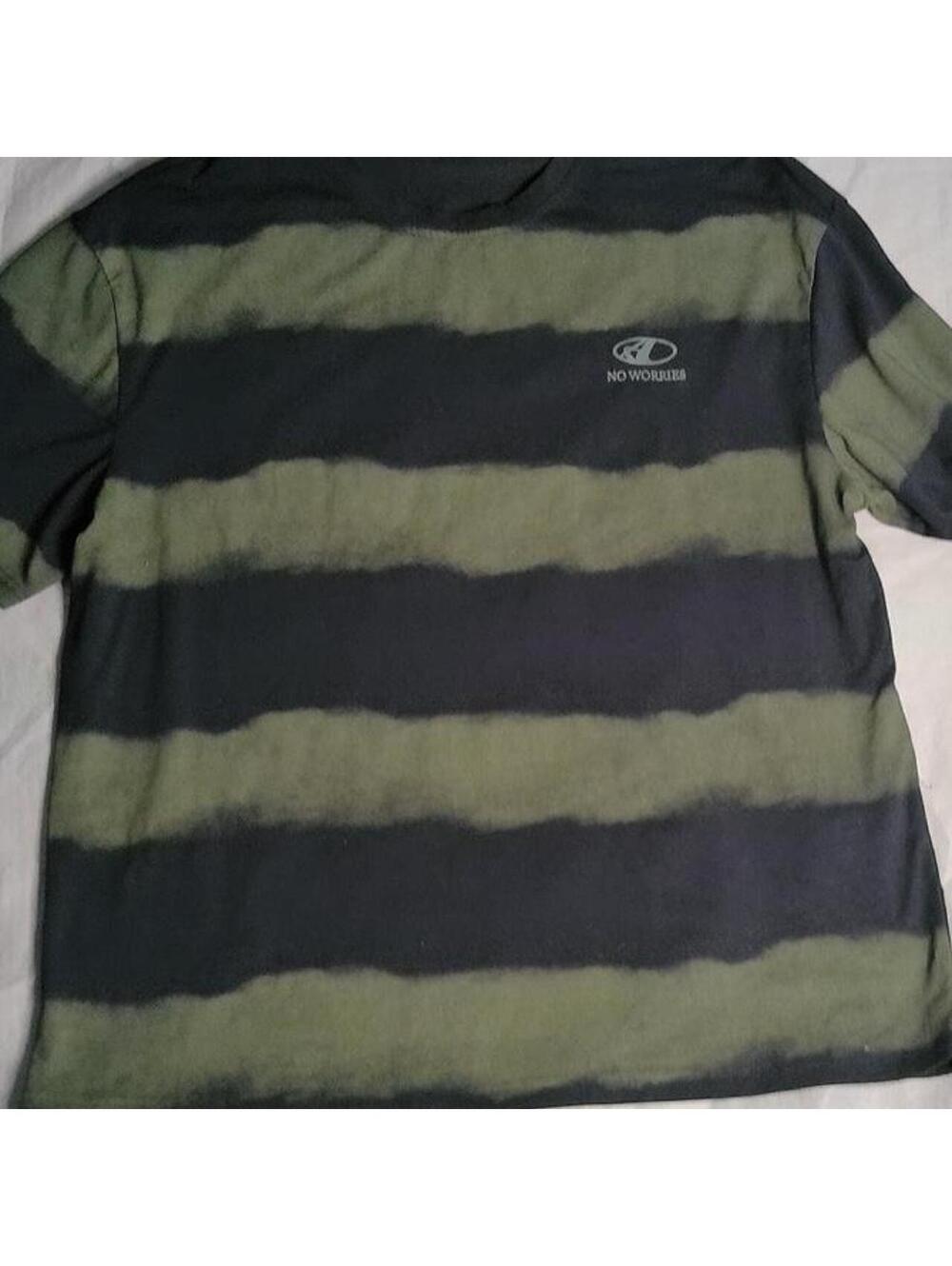 Romwe Men's Green and Multi Tshirt